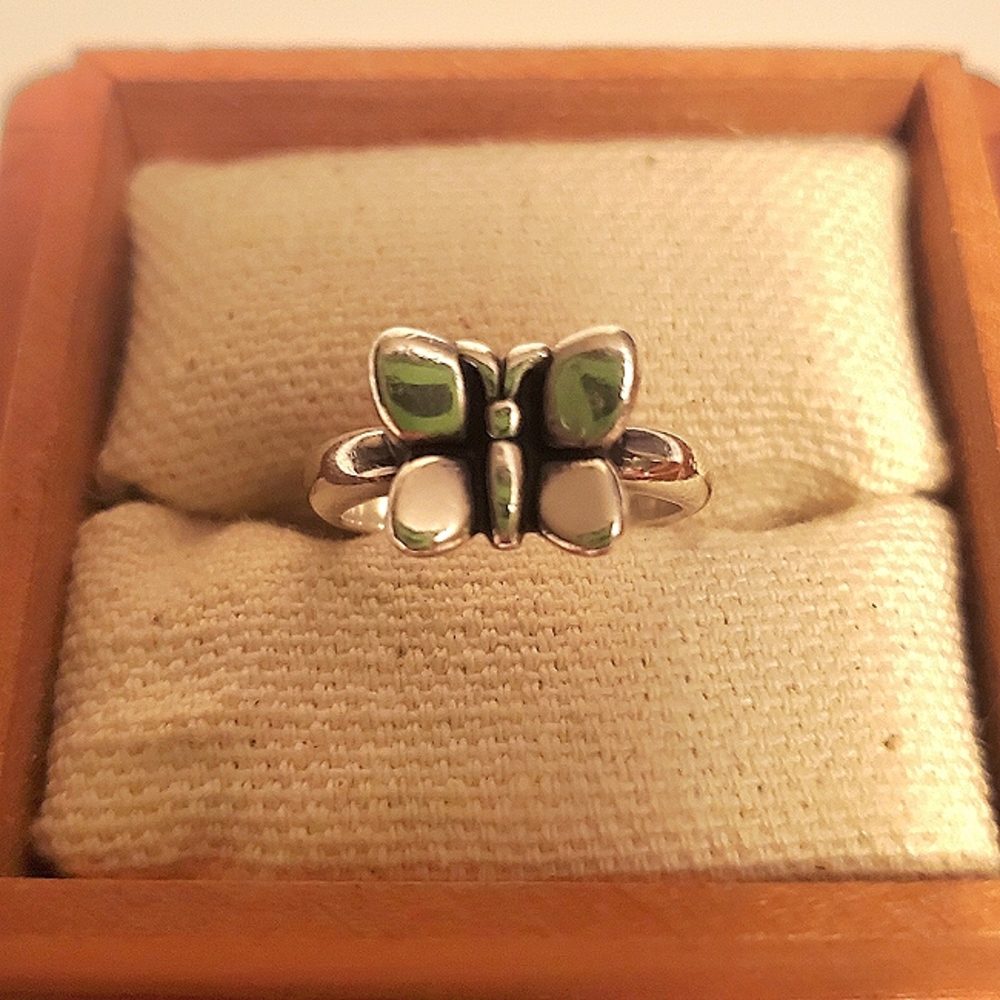 James Avery Retired Butterfly Ring,  size 6